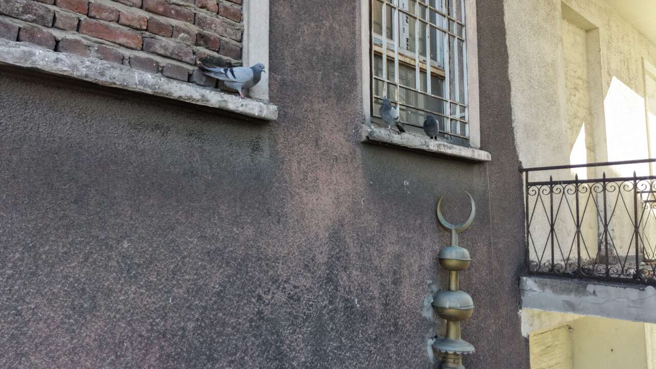 Gören dönüp bir daha bakıyor! Bu caminin minaresi şaşırtıyor 8